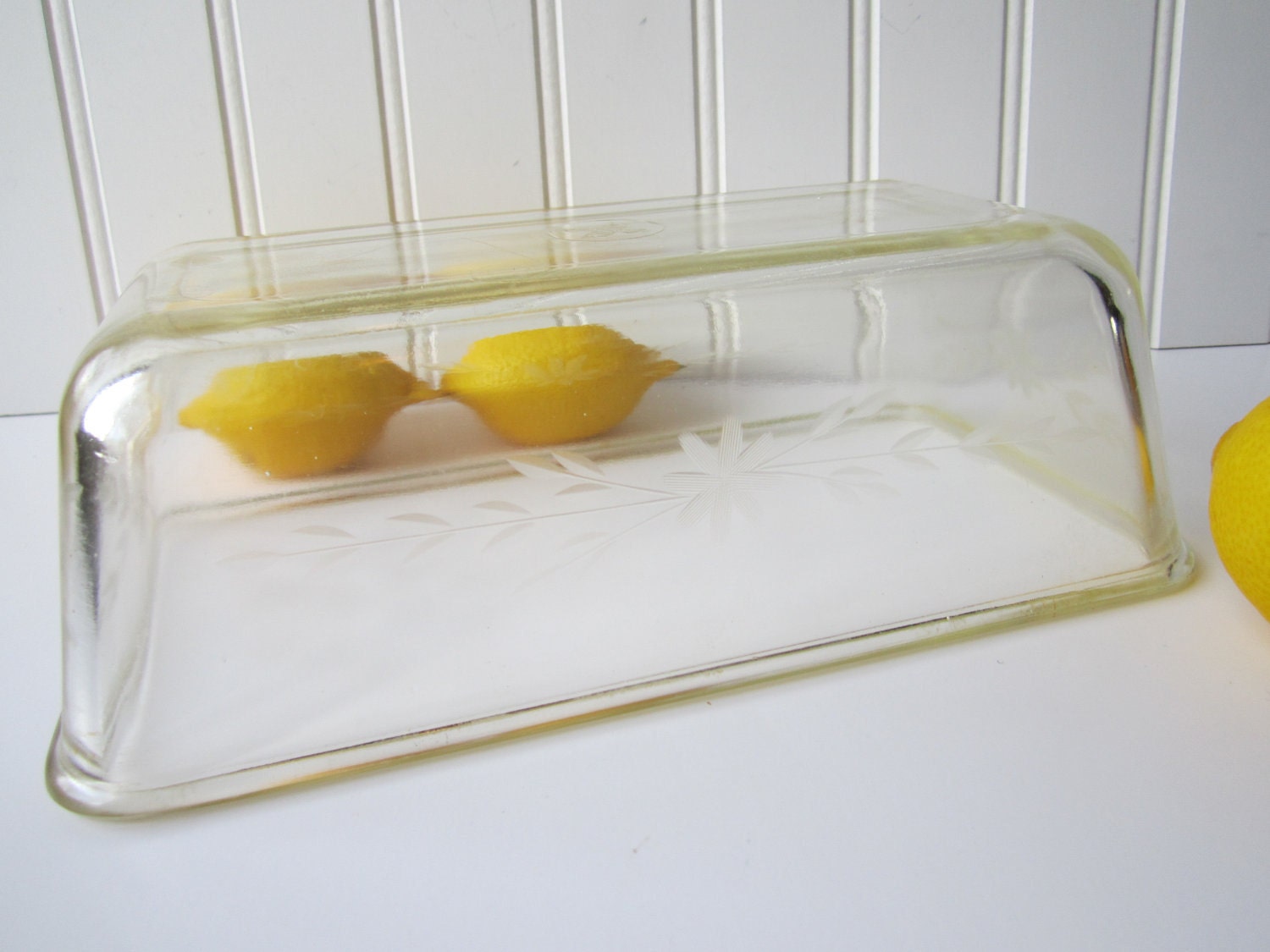 Vintage Engraved Floral Pyrex Loaf Pan by jenscloset on Etsy