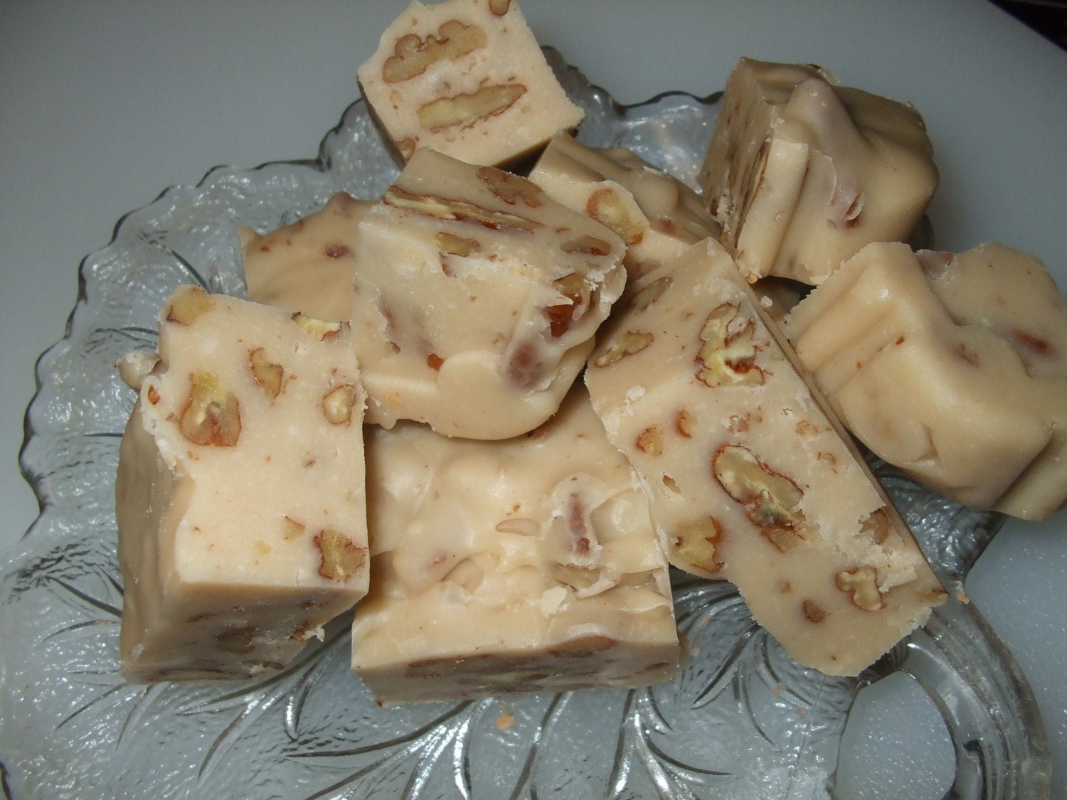 Maple Walnut Fudge with Free Shipping
