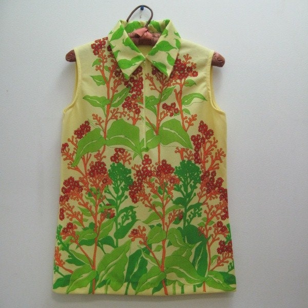Vintage Bold Floral Tropical Top M