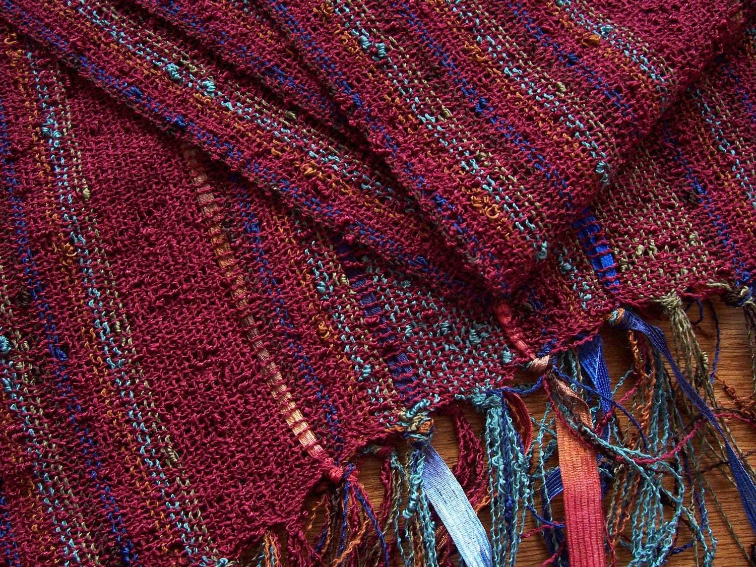 handwoven scarf bordeaux lightweight