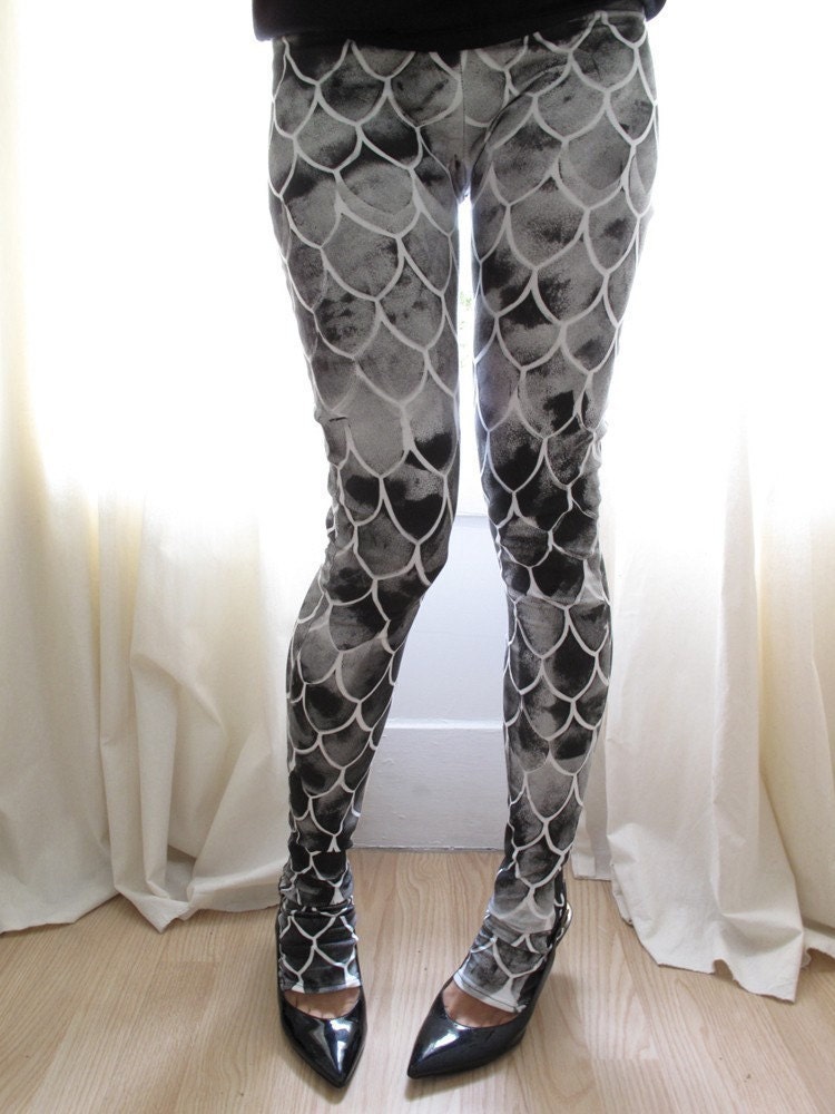 Scale Print Leggings