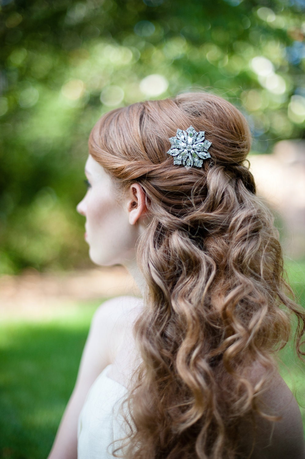 Glamorous Bridal Comb with Lots of Rhinestones and Swarovski Pearls in White or Ivory