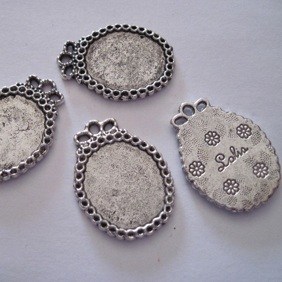 Silver Victorian Mini Photo Frame lot of 30 Wholesale by DIYStash