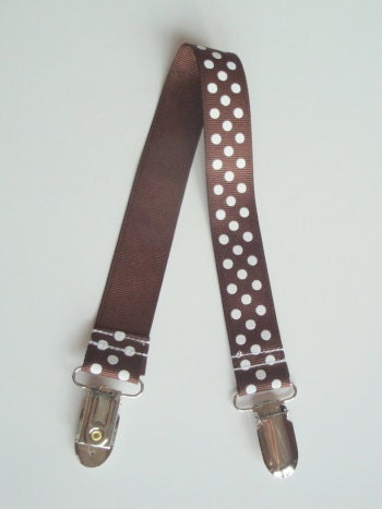 Chocolate Dot Baby Bib Stroller Nursing Clip