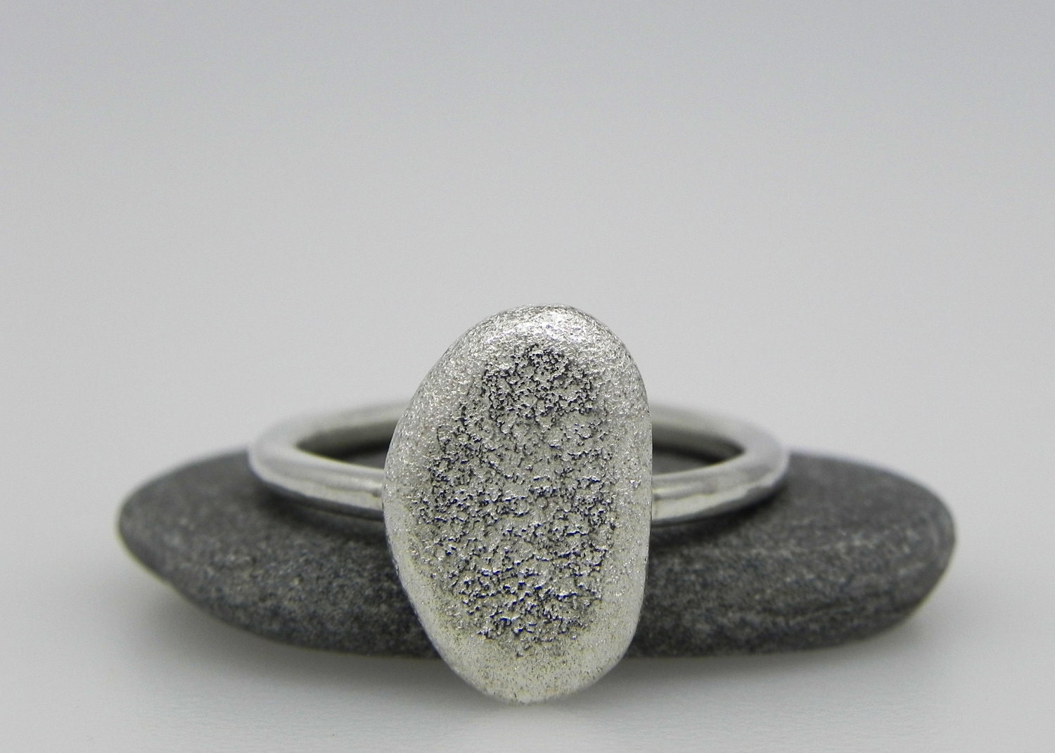 Deep Cove Pebble Ring