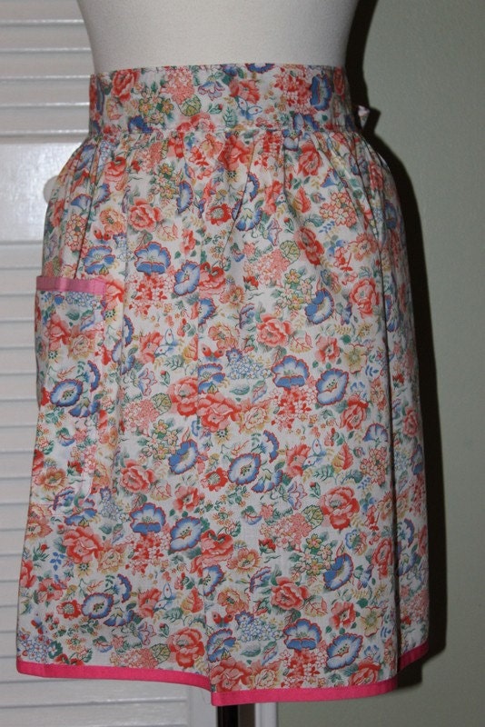 Vintage Floral Print Apron