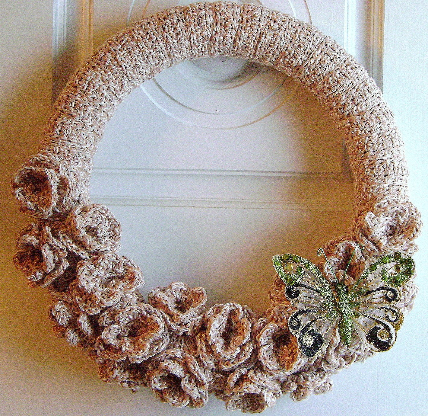 Pin on Crochet wreaths Pin on crochet wreaths