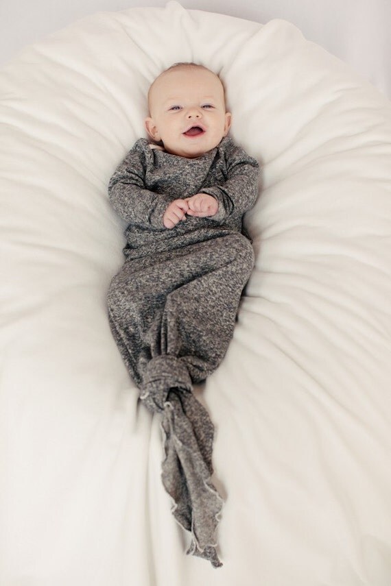 Baby Gift -Knottie baby sleeper- Stone 0-3 months