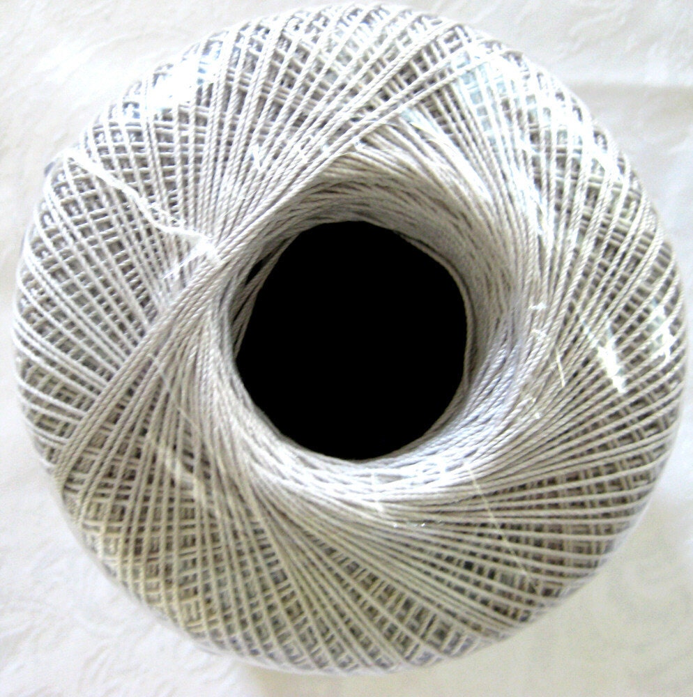 Aunt Lydias Classic Crochet Cotton Thread, Silver, size 10
