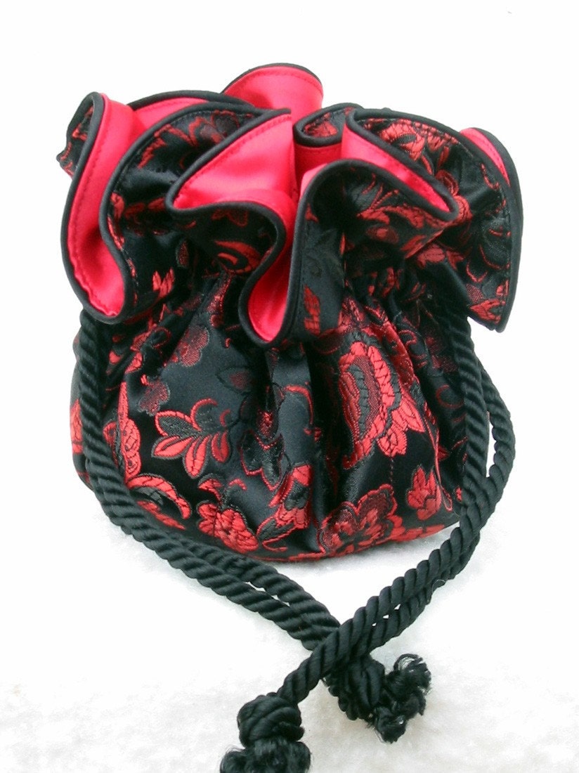 Элегантный черный и красный мешок ювелирных изделий Brocade