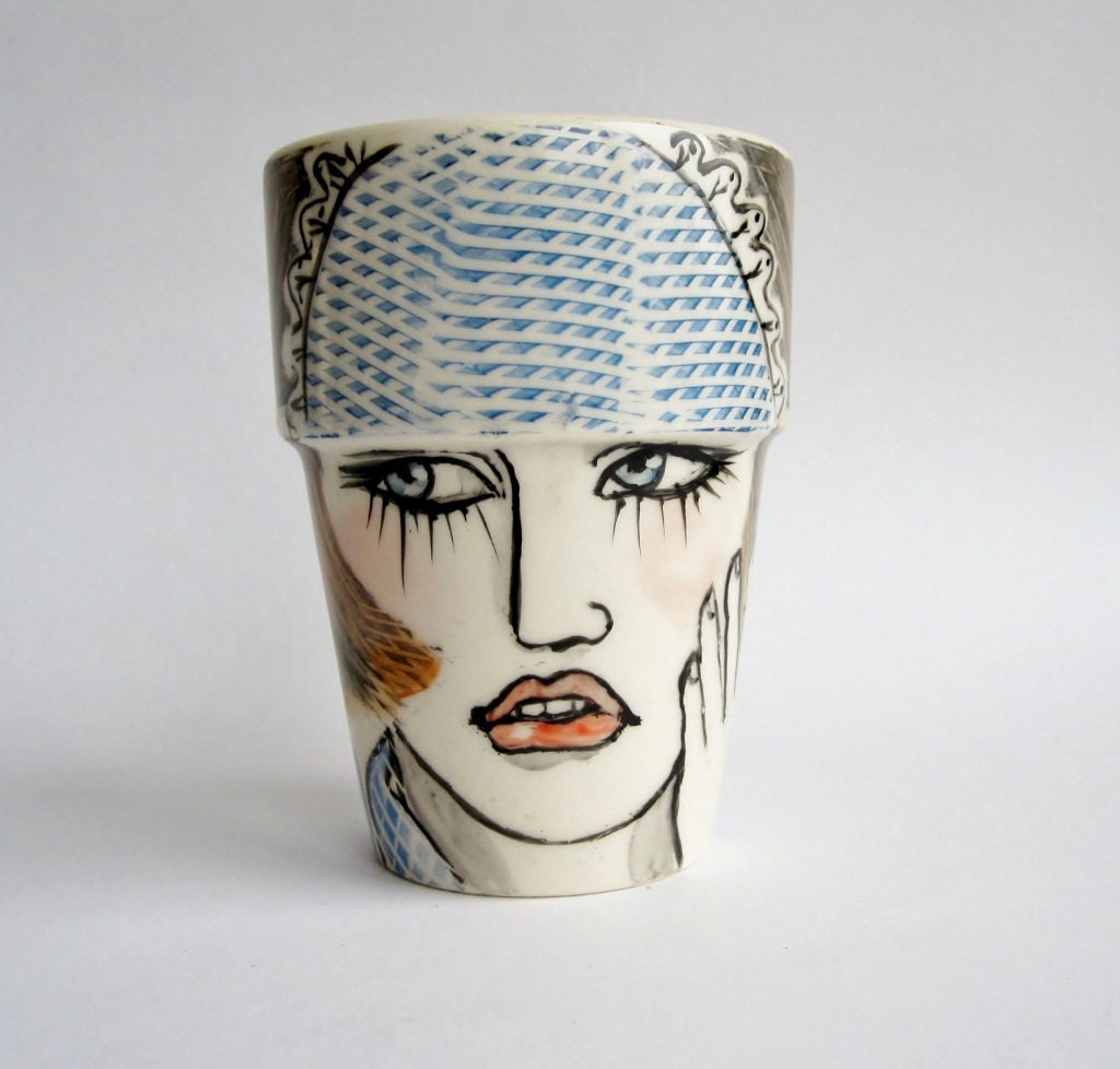 Chambermaid - Handpainted earthenware mug