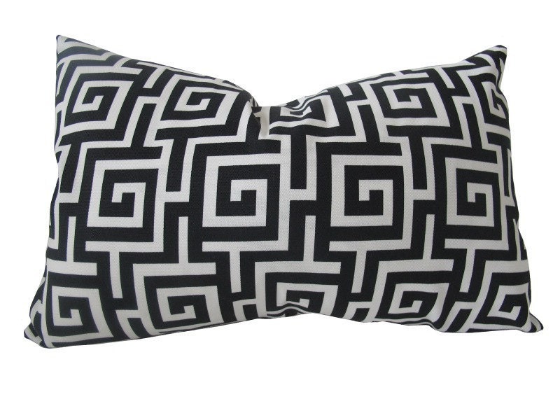 Free US Shipping-Indoor/Outdoor Decorative Designer lumbar Pillow Cover-12x20 inch-Black And White Classic Greek Key