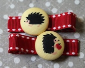 Hedgehog Friends.....................2 button hair clips