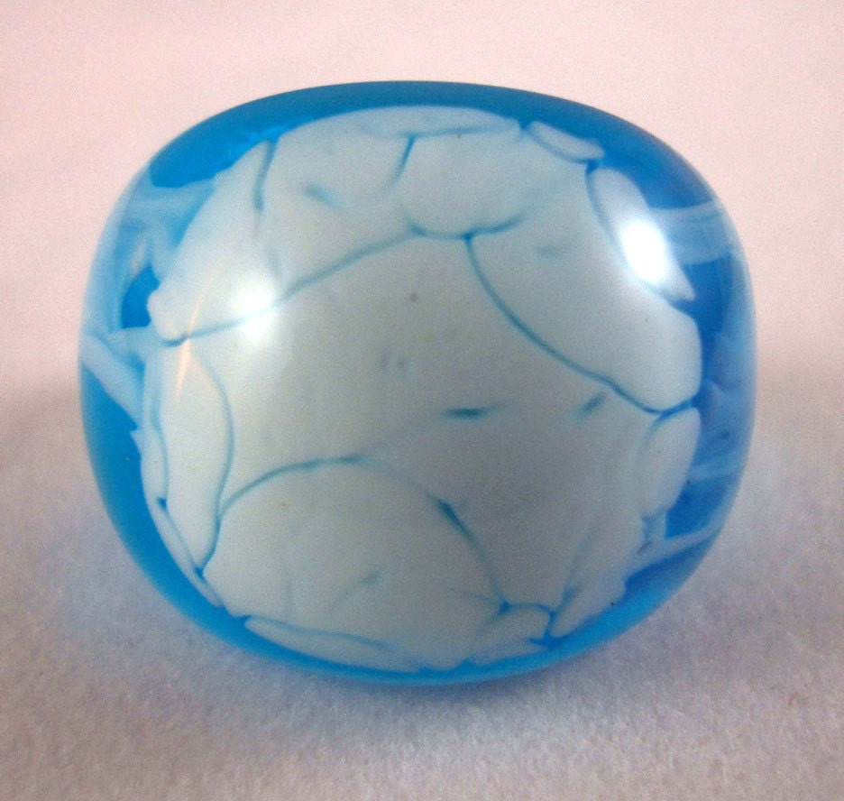 Clear blue sky swirl ring Size 6.5