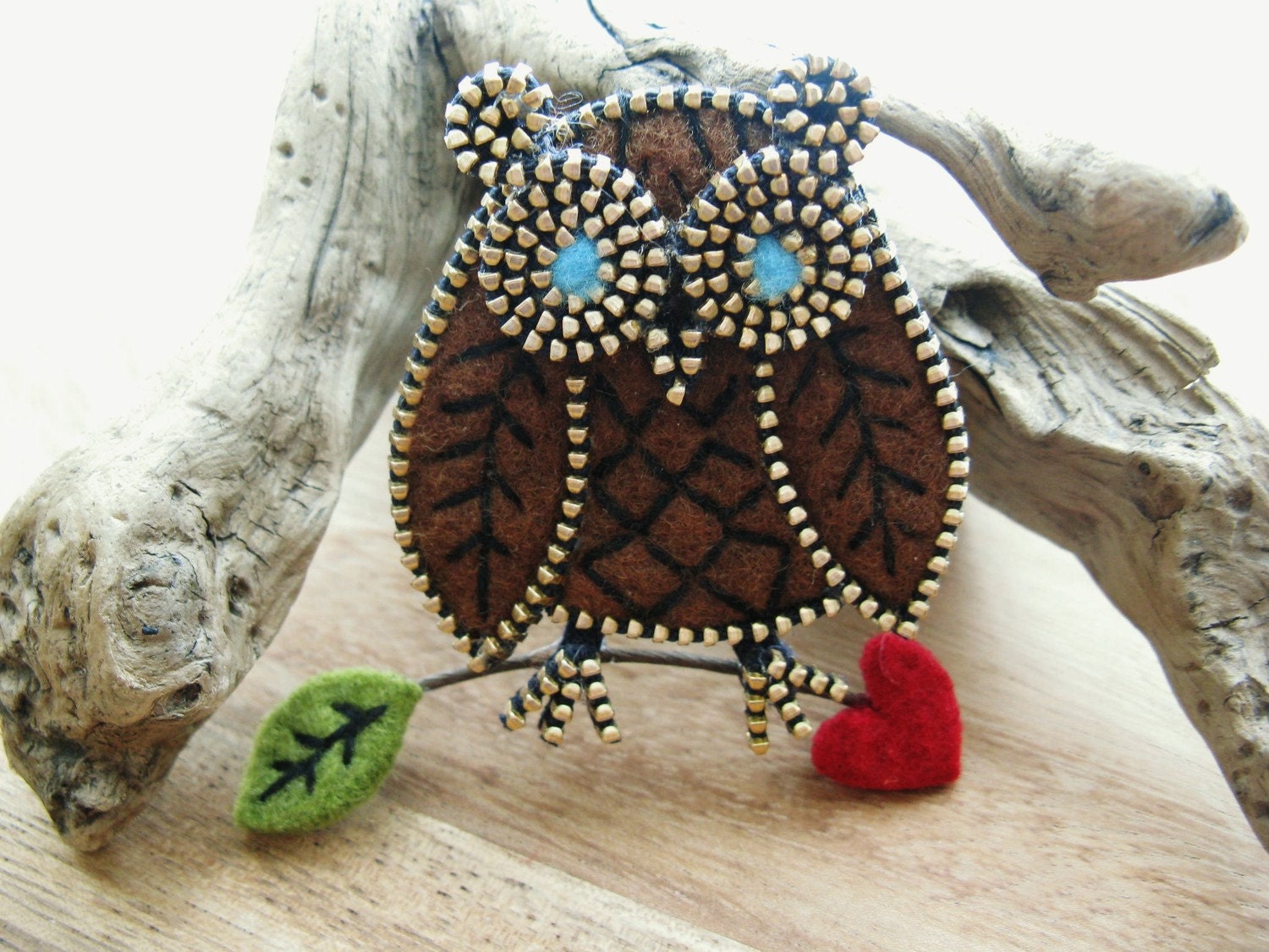 Brown felt and  zipper owl brooch