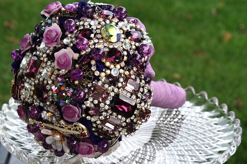 Bridal brooch bouquet DAZZLING PURPLE II - wedding keepsake made with vintage rhinestone brooches, earrings and more