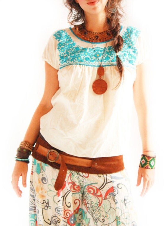 Florecitas Mexicanas embroidered ethnic mini blouse