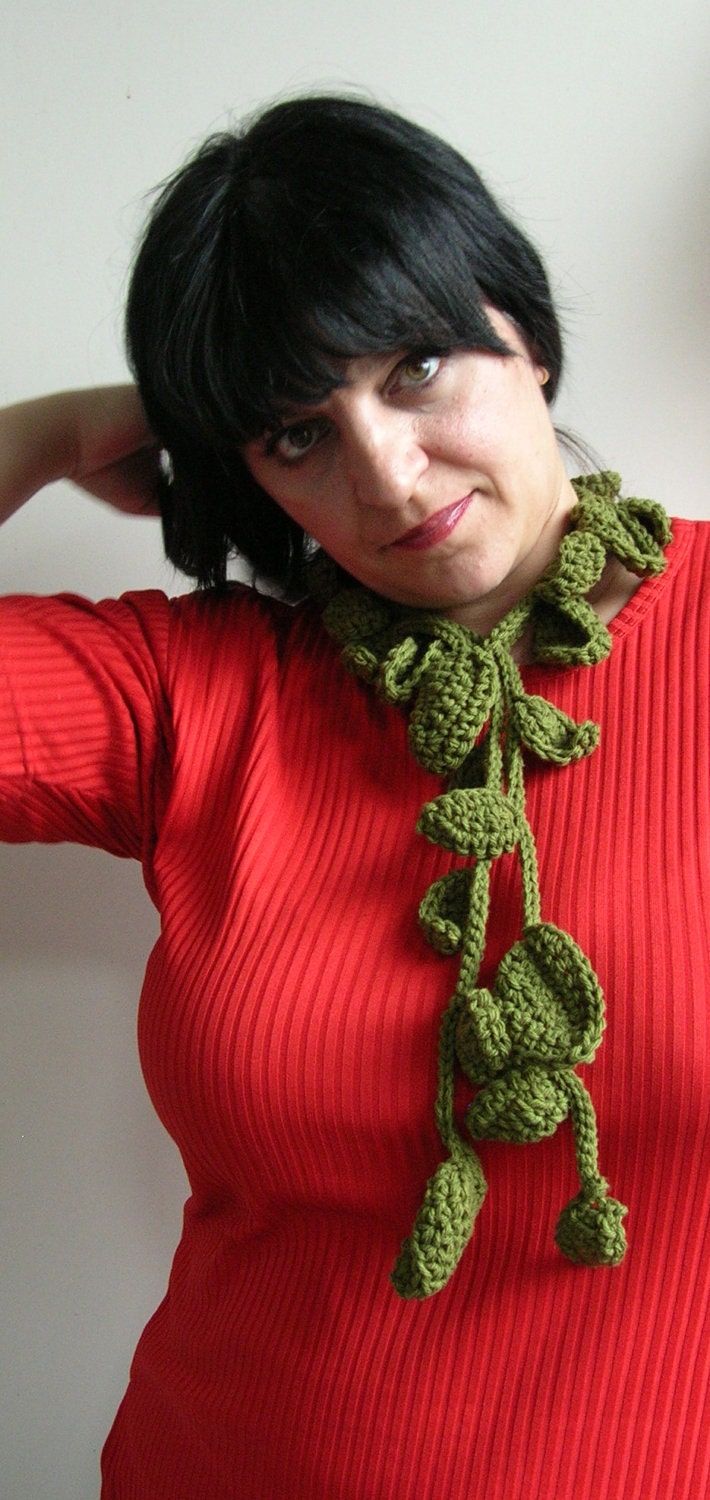 Fiber Necklace, Falling Green  Leaves. MADE TO ORDER