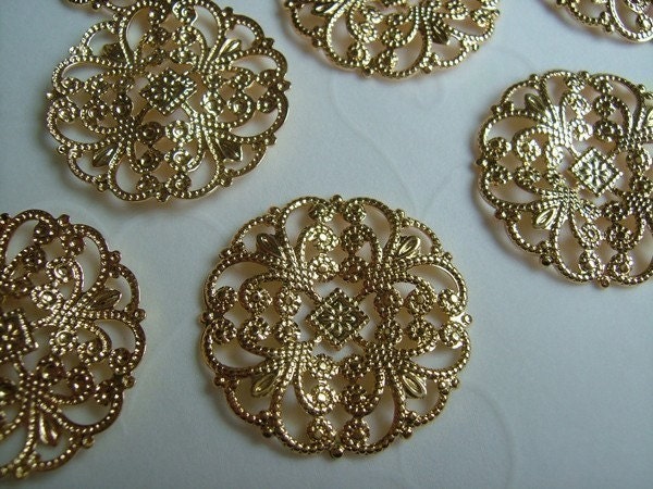 12 pieces of Gold Plated OR Silver Plated Filigree Round Focal Components - 22 mm (You Pick The Color)