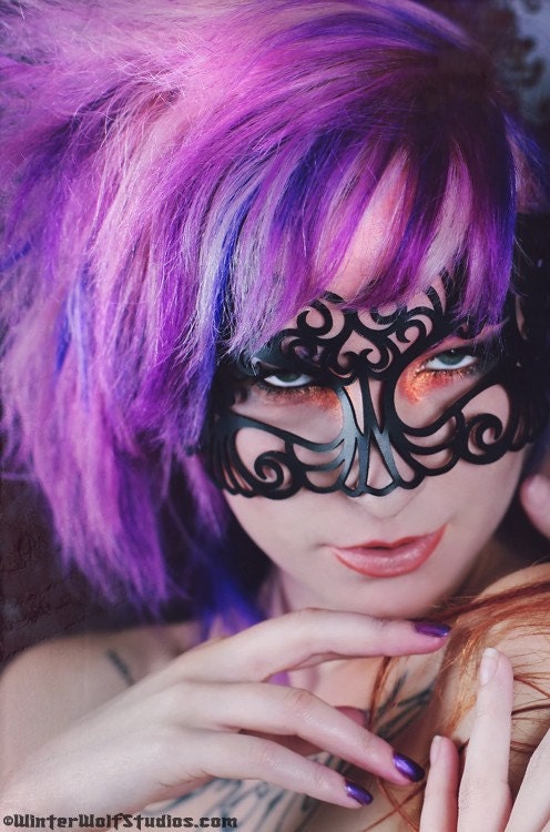 Rococo  lacy mask in black leather