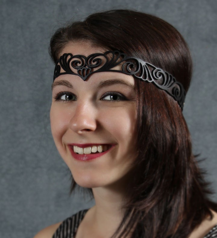 Nouveau Deco leather head wreath in black