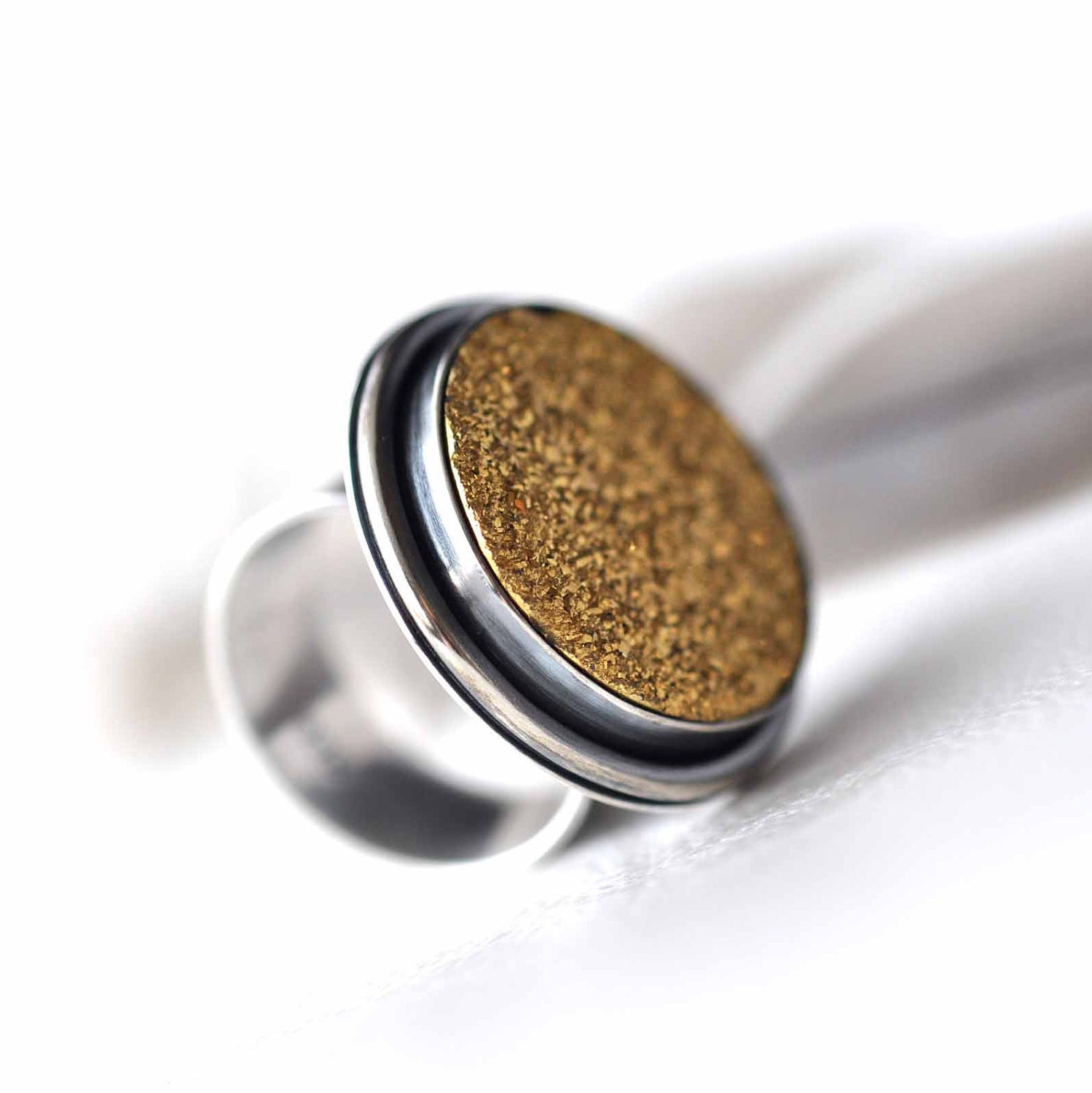 Druzy golden ring - gold metallic druzy / drusy - sterling silver - size 6,25
