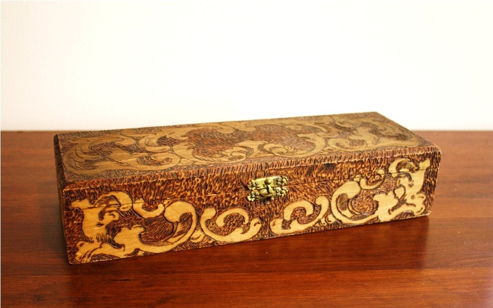 Flemish+681 1907 Antique carved wooden box Flemish 681 Art by highstreetmarket