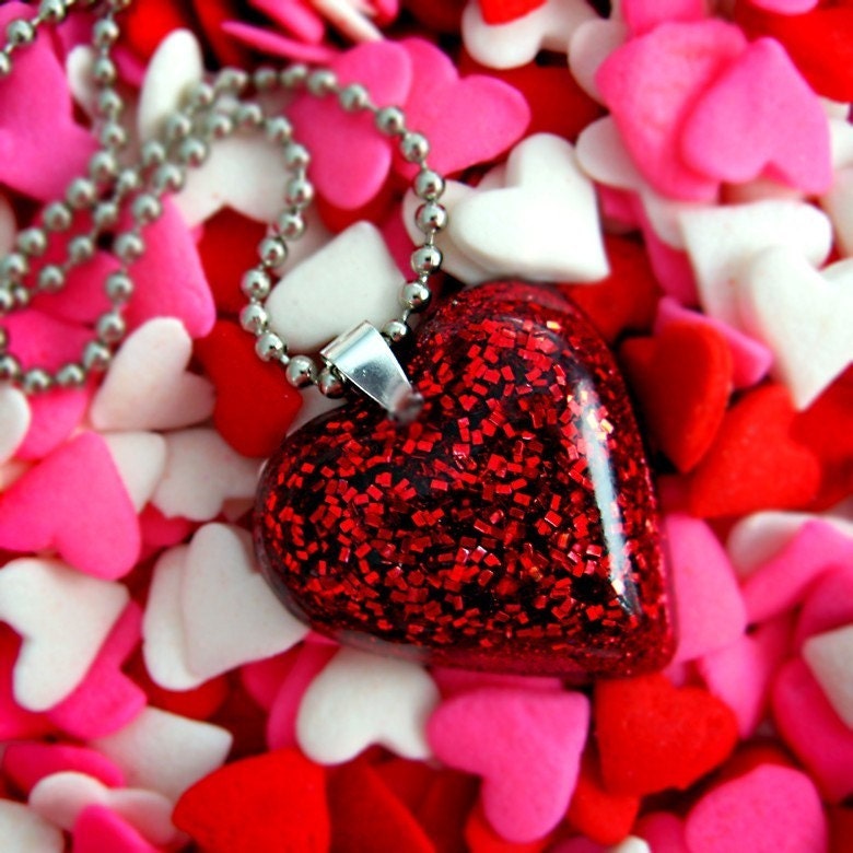True Love Doesn't Happen Every Day A Delightful Red Heart Shaped Resin Glitter Pendant Necklace... handmade by isewcute