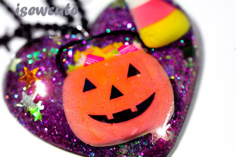 Halloween Jewelry All the Treats Resin Glitter Heart Necklace Cute Fall Jack 'O Lantern Fun Handmade by isewcute