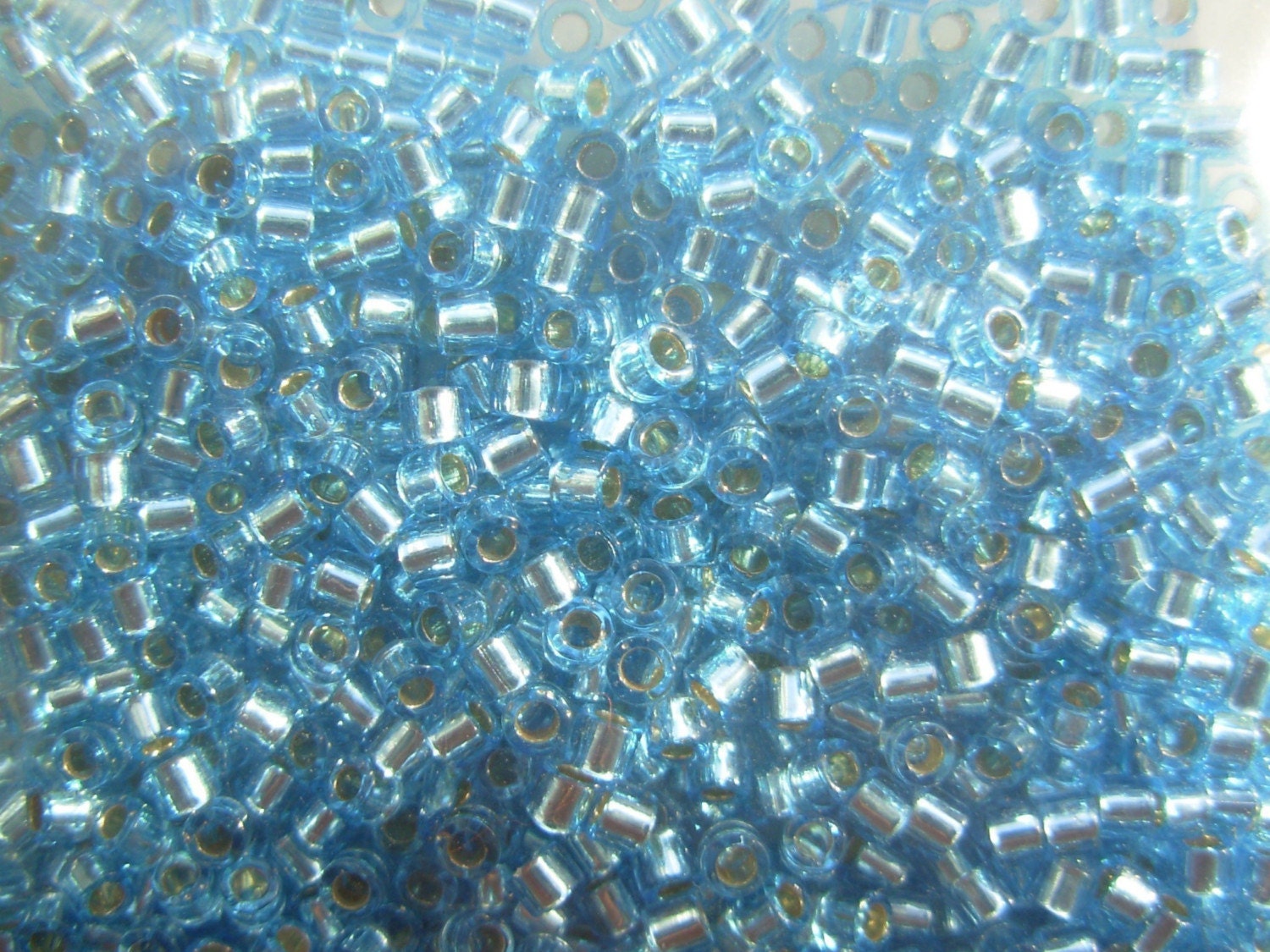 10/0 Delica Beads Silver Lined Blue Topaz DB044 10g