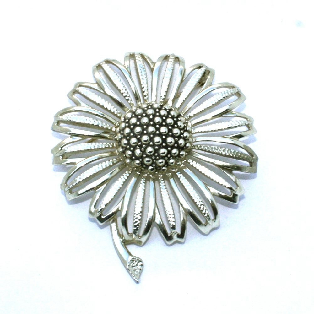 Vintage Sarah Coventry Daisy Mae Flower Brooch