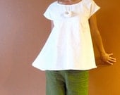 custom eco linen wavy top with pleated flower