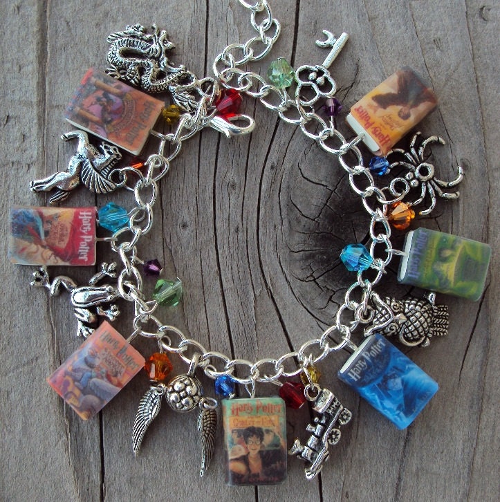 ADULT SIZE HarryPottter Books Fringe Charm Bracelet