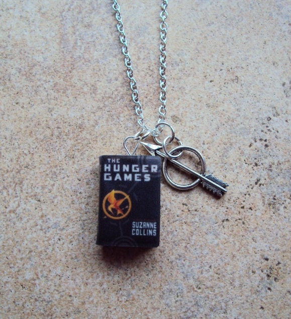 MOVIE SPECIAL HungerGames Necklace with Book Charm and Arrow Charm