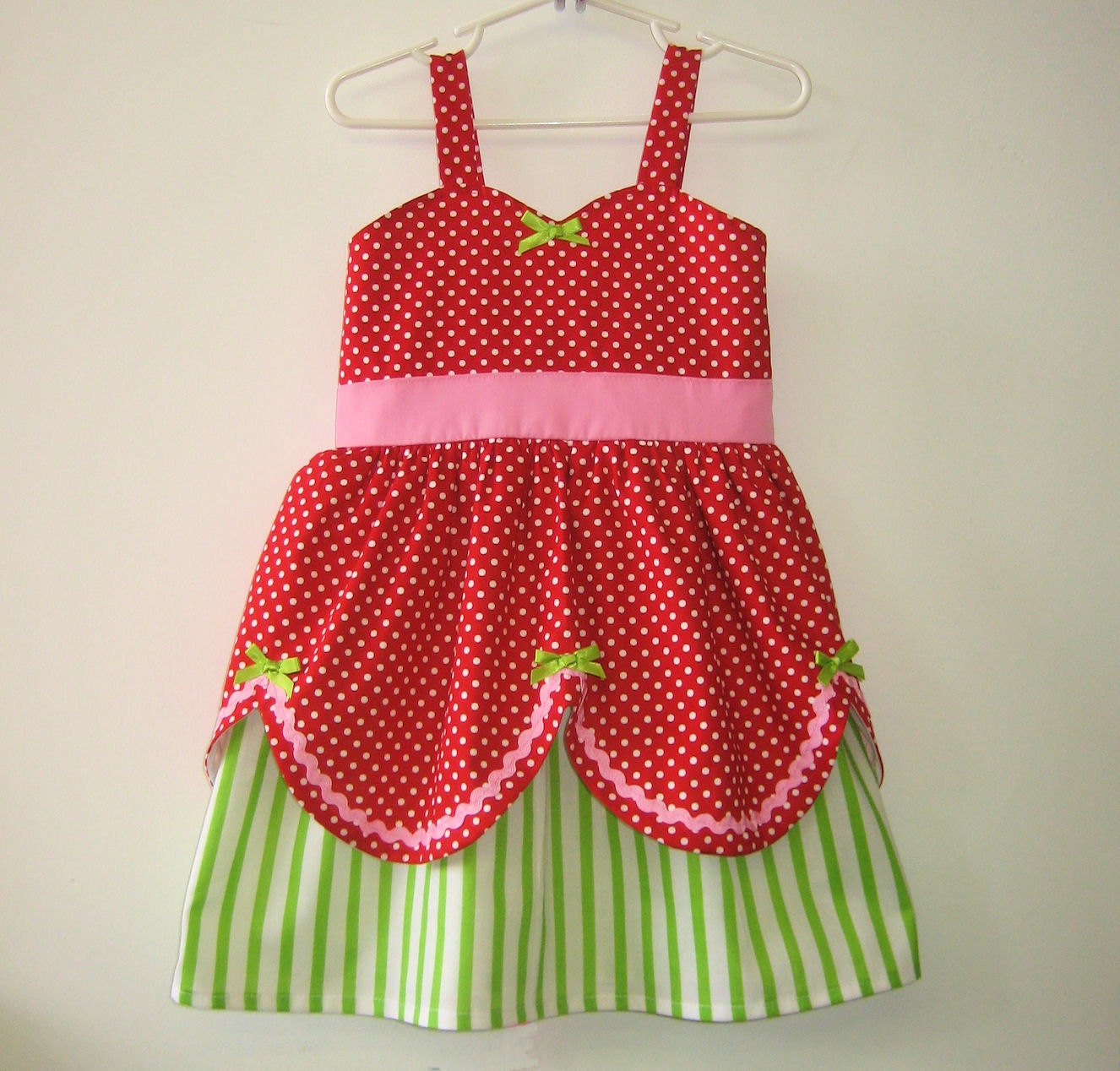 Strawberry Shortcake inspired retro STORYBOOK dress great for a special occasion or birthday party