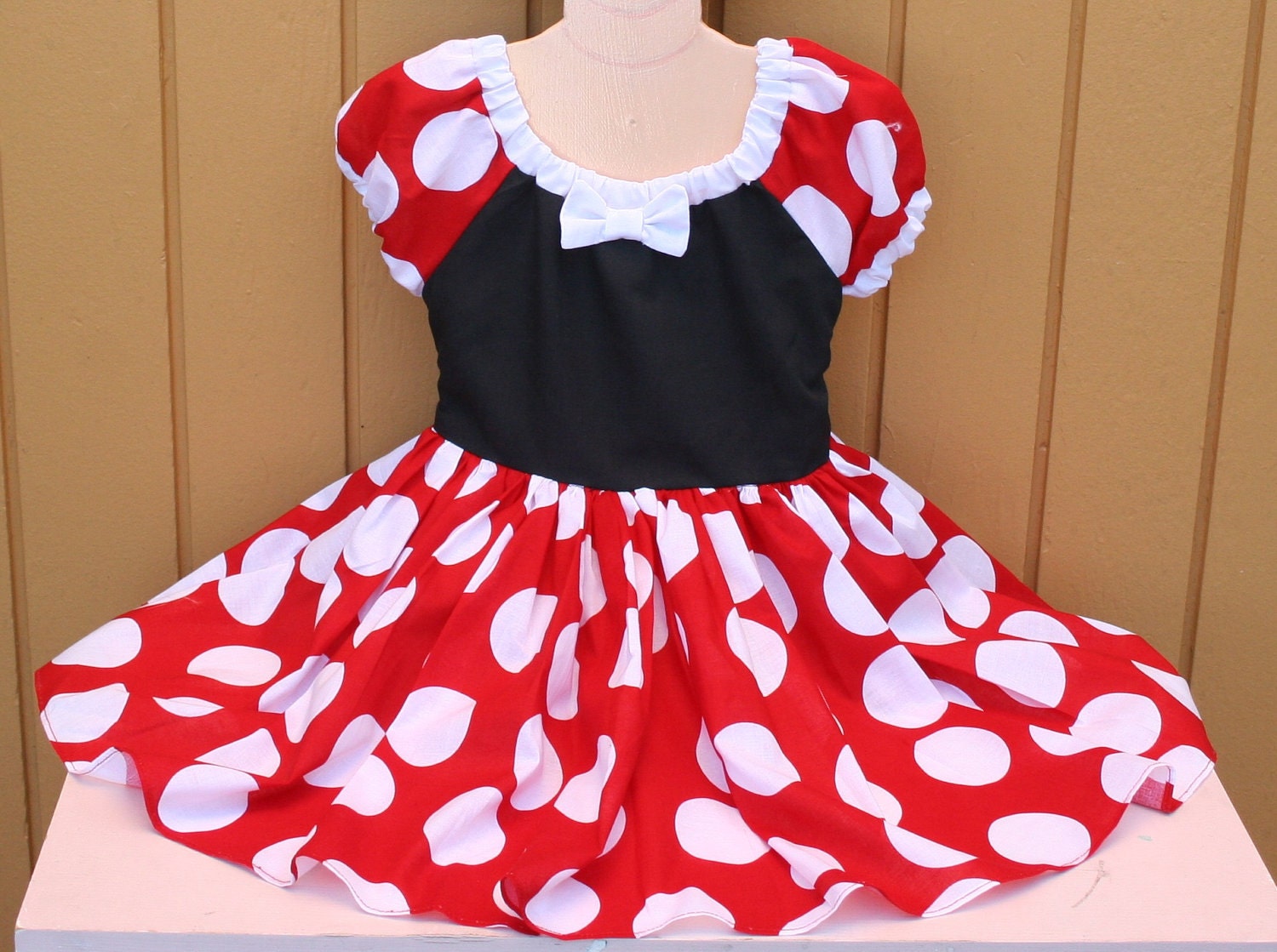 MINNIE MOUSE Dress in red Polka Dots super twirly peasant dress costume Birthday party Peagant Flower girl