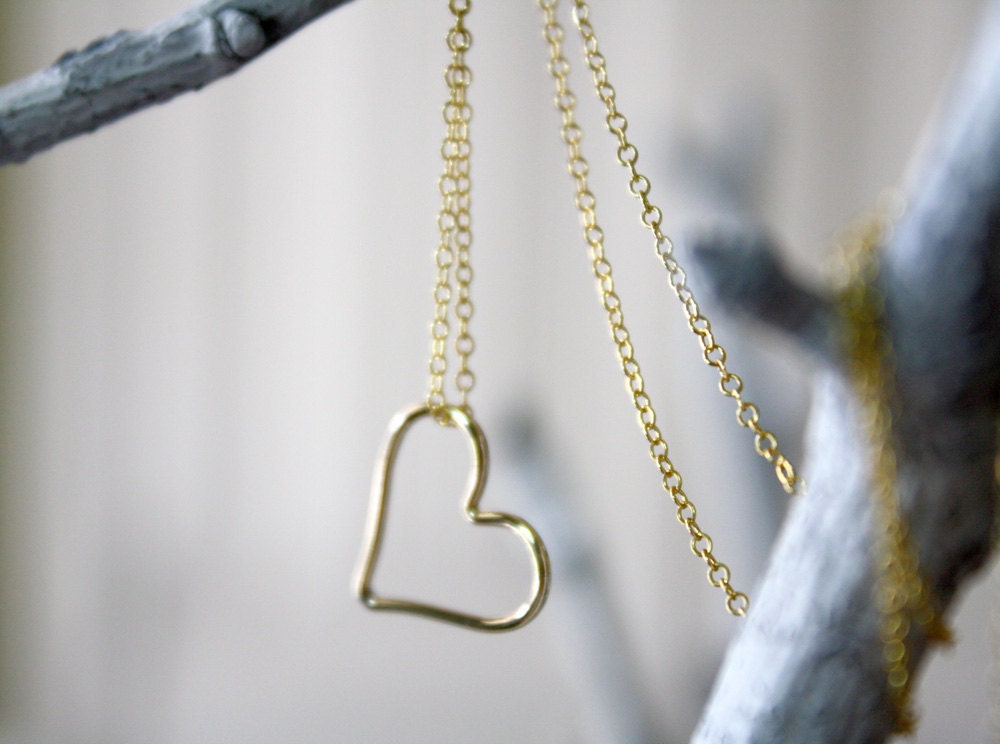 Heart of Gold - 14kt gold fill delicate necklace - elegant gift for her, gift under 40, gift under 50