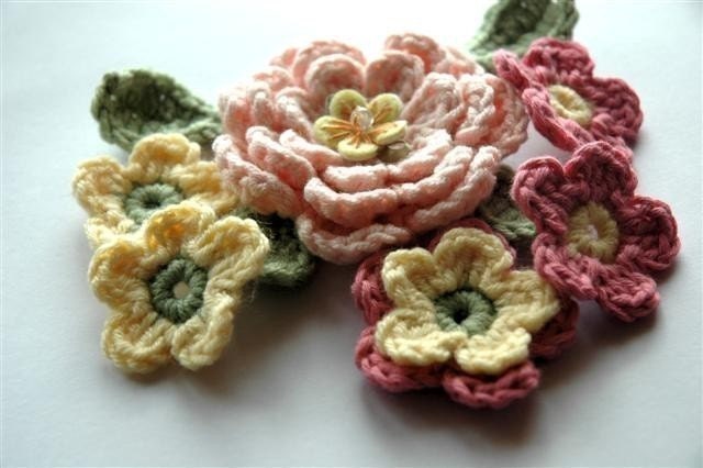 Crochet Flower Applique - Bouquet of Flowers
