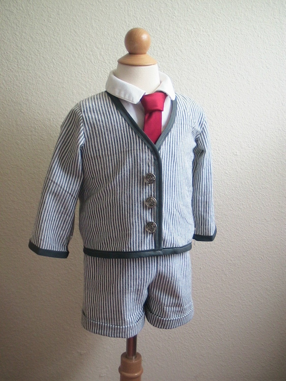 Boys Ring Bearer Gray Seersucker Stripped Suit