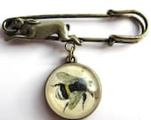 Vintage Bee Hare Pin Brooch
