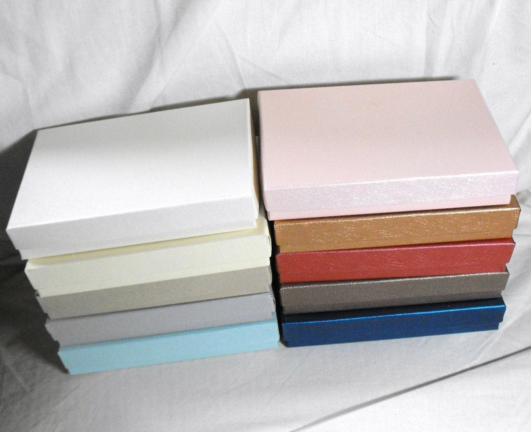 20 Pack Multiple Color Mix Textured Covered 5.25 X 3.25 X 1 Inch Cotton Filled Jewelry Display Presentation Boxes