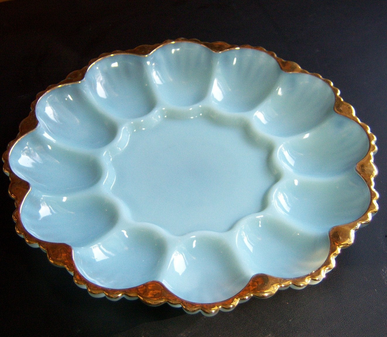 Anchor Hocking Egg Platter Blue Milk Glass by UknowUneedAnother