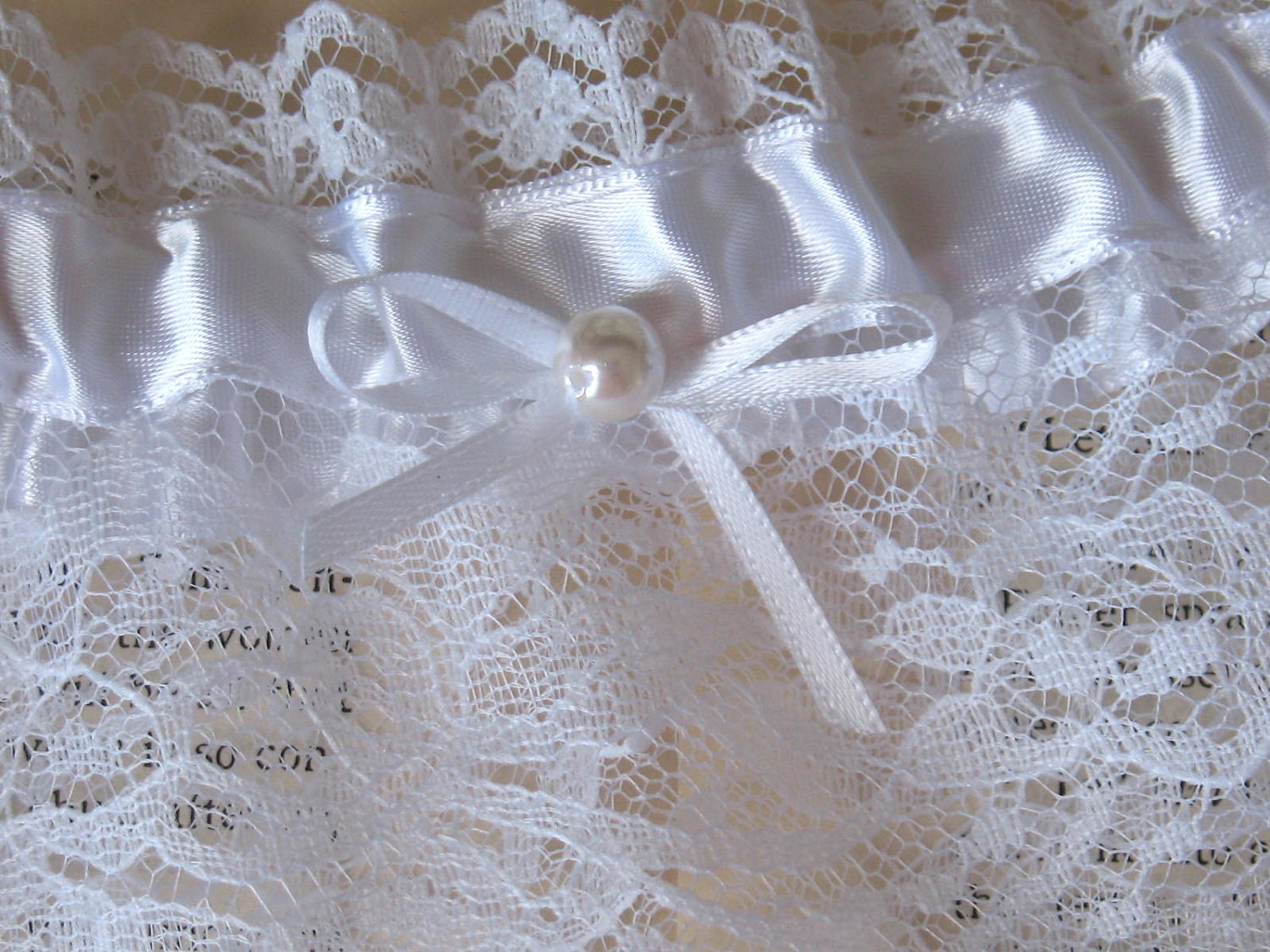 Bridal Garter Set - White Lace with Bow - Pearl- SWEET NOTHINGS - Bridal Accessories