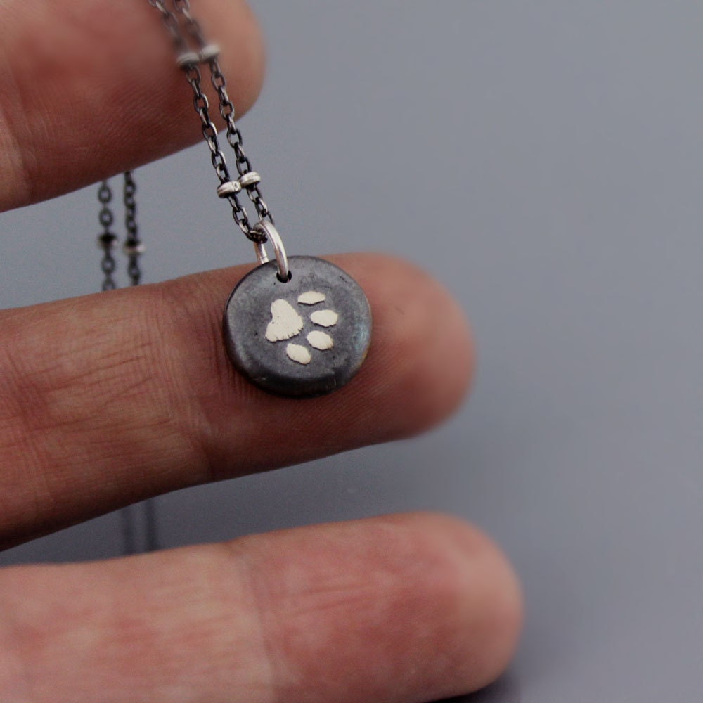 Small Chunky Paw Print Necklace