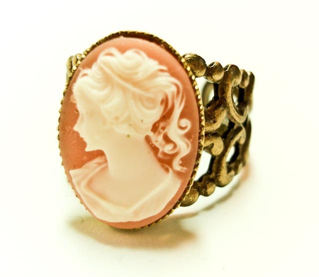 Vintage Coral Cameo Silhouette Ring