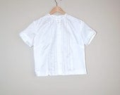 50s embroidered top // crisp white cotton //  vintage mid century embroidered blouse