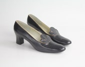 sz 9 vintage SAKS FIFTH AVENUE leather pumps / Made in Spain / 40 - VerseauVintage