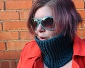 Moss Green Neckwarmer - Free International Shipping