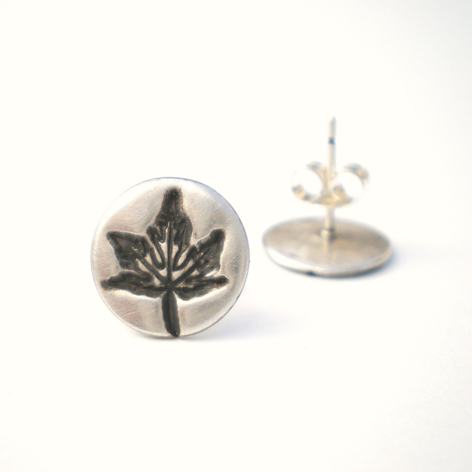 Silver Post Earrings Maple Leaf, Small Post Earrings, Silver Maple Leaf Earrings, Silver Leaf Earrings