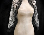 Black And White Wedding Veil With Black Lace And Roses
